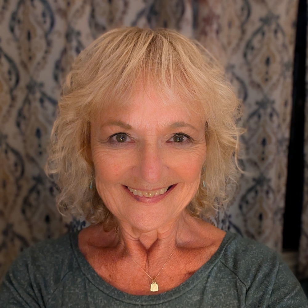 Meet your Posher, Liz